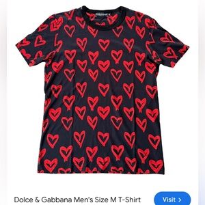 Dolce & Gabbana heart crew neck tshirt. Size M